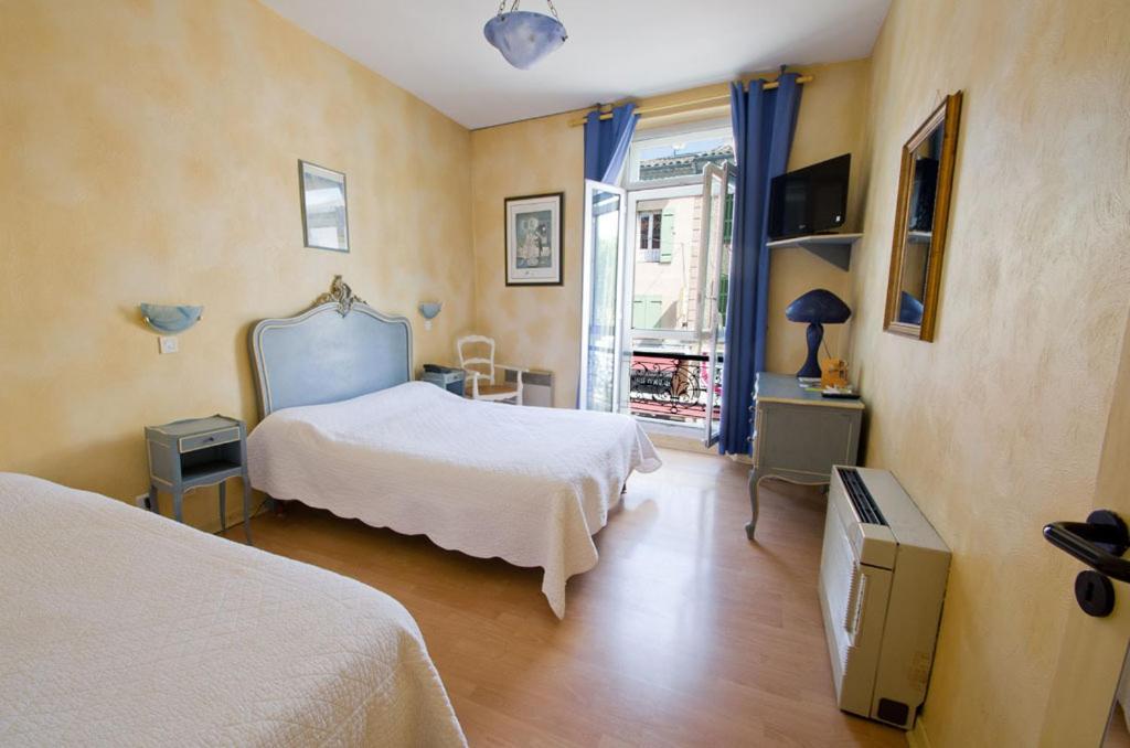 Hotel De France - Hotel De Charme En Provence Saint-Maximin Cameră foto